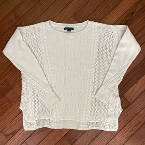 BARELY WORN American Eagle Sweater | XS | White | Knit | Crochet | Womens | Fall